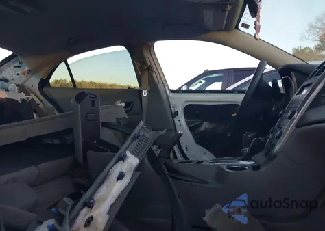 2015 Chevrolet Malibu Ls z USA, uszkodzony, nr VIN 1G11B5SL7FF306565